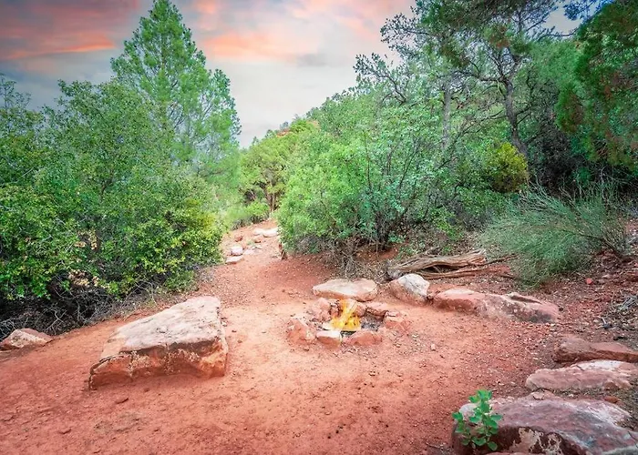 Ferienhaus Stunning Views, Large Deck W/ Private Hiking Trail