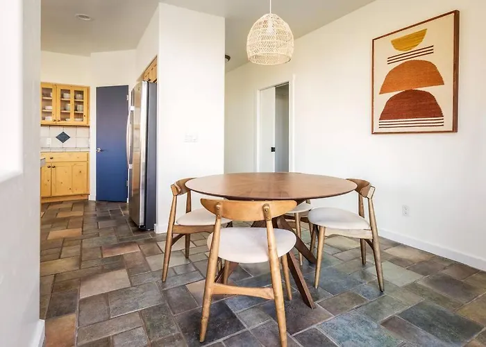 Stunning Views, Large Deck W/ Private Hiking Trail